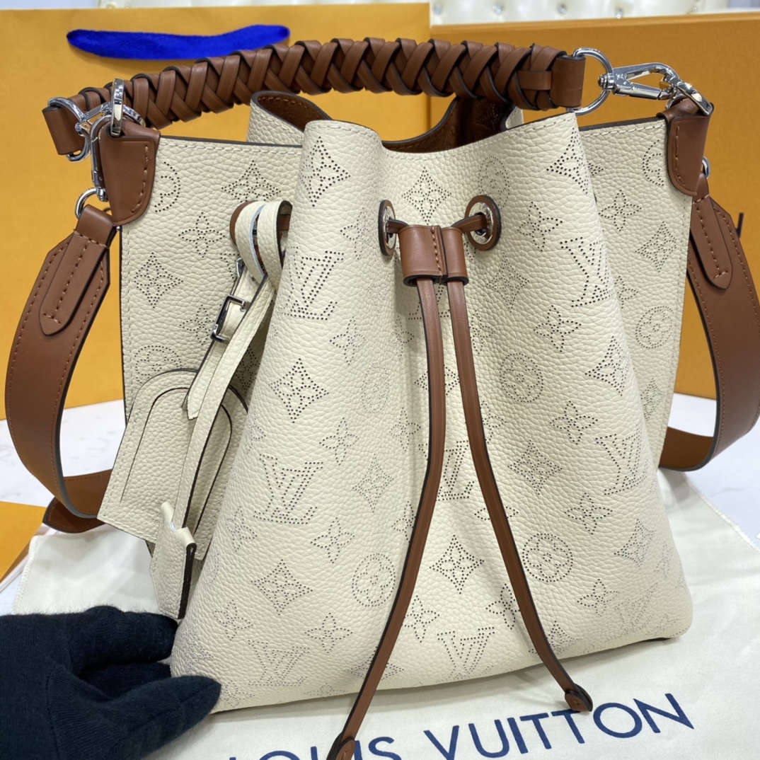 Louis Vuitton MURIA Bucket Bag Mahina Leather M55801 Cream